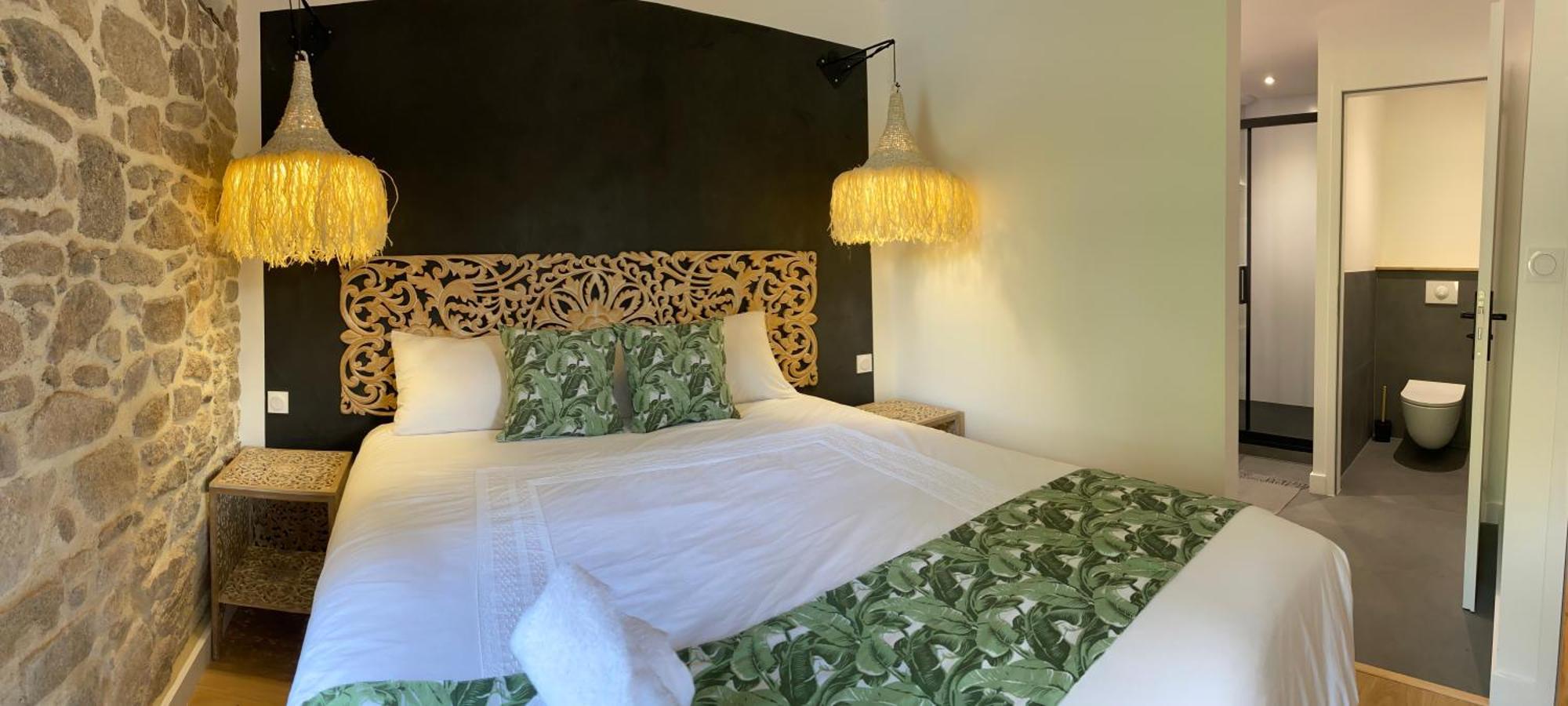 Chanverrie Le Moulin Du Guy, Proche Du Puy Dufou Bed & Breakfast エクステリア 写真