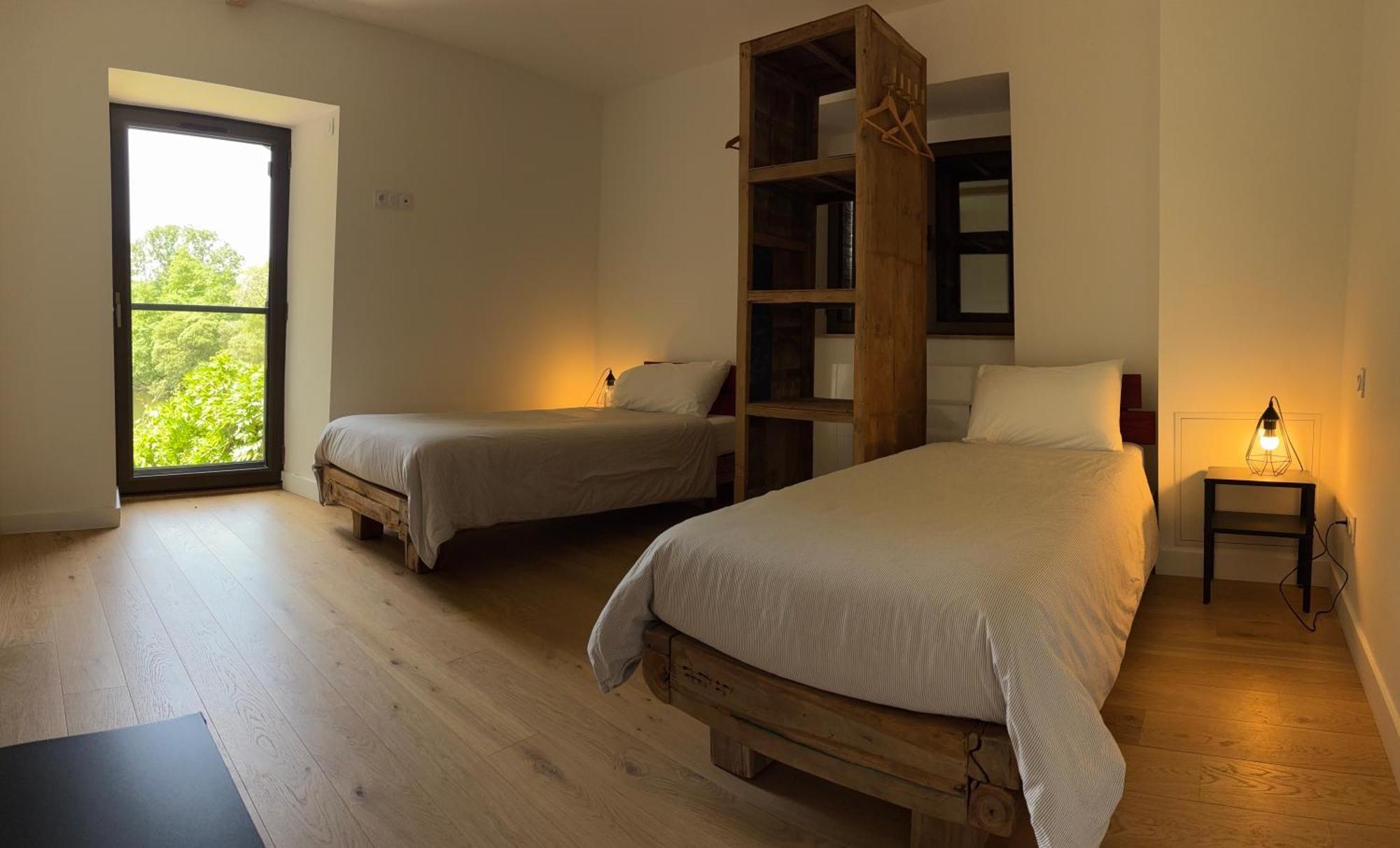 Chanverrie Le Moulin Du Guy, Proche Du Puy Dufou Bed & Breakfast エクステリア 写真